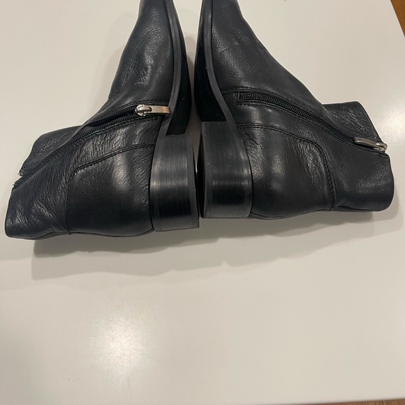 Franco Sarto black moto boot size 7 - Picture 4 of 4